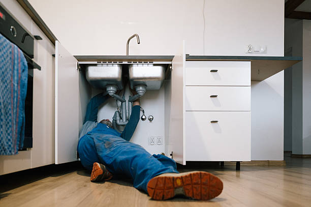 Professional Leak Detection technician working in Campbelltown, PA